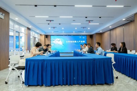 青西區(qū)民發(fā)局局長來園區(qū)調(diào)研